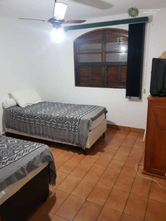Imagem Casa com 3 Quartos à Venda, 331 m² em Balneário Flórida - Praia Grande Imagem Casa com 3 Quartos à Venda, 331 m² em Balneário Flórida - Praia Grande
