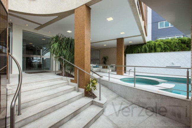 Imagem Apartamento com 3 Quartos à Venda, 110 m² em Centro - Balneário Camboriú Imagem Apartamento com 3 Quartos à Venda, 110 m² em Centro - Balneário Camboriú
