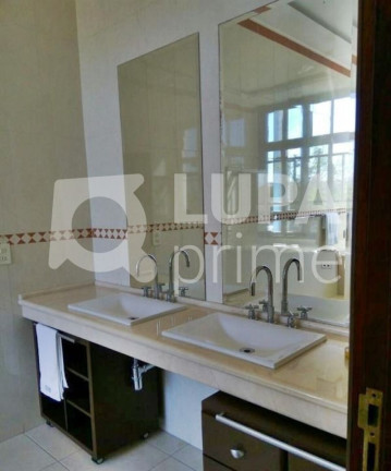 Imagem Casa com 4 Quartos à Venda, 293 m² em City América - São Paulo Imagem Casa com 4 Quartos à Venda, 293 m² em City América - São Paulo