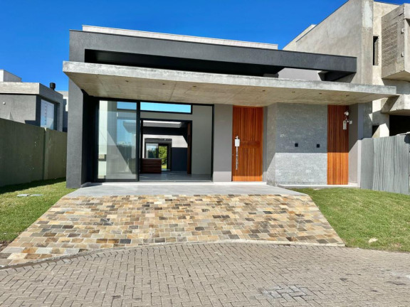 Imagem Casa com 3 Quartos à Venda,  em -- - Xangri-la