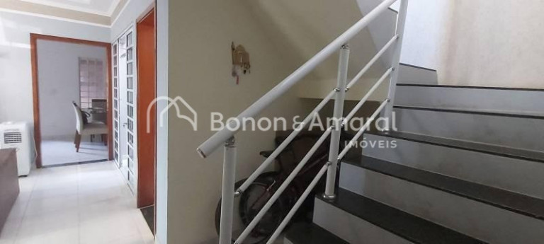 Imagem Casa de Condomínio com 3 Quartos à Venda, 200 m² em Residencial Terras Do Barão - Campinas Imagem Casa de Condomínio com 3 Quartos à Venda, 200 m² em Residencial Terras Do Barão - Campinas