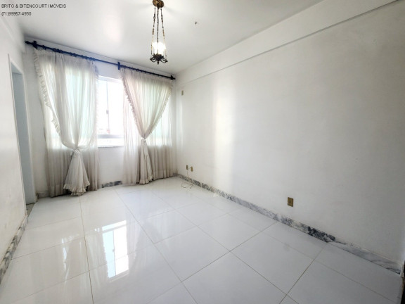 Imagem Imóvel com 3 Quartos à Venda, 104 m² em Campo Grande - Salvador Imagem Imóvel com 3 Quartos à Venda, 104 m² em Campo Grande - Salvador