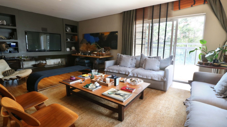Apartamento com 4 Quartos à Venda, 271 m² em Vila Suzana - São Paulo