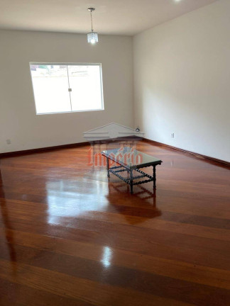Imagem Casa com 3 Quartos para Alugar, 193 m² em Vila Helena - Santo André Imagem Casa com 3 Quartos para Alugar, 193 m² em Vila Helena - Santo André