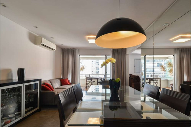 Apartamento com 2 Quartos à Venda, 104 m² em Moema - São Paulo