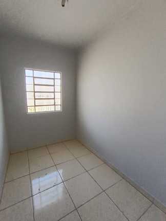 Imagem Casa com 2 Quartos para Alugar, 90 m² em Centro - Anápolis