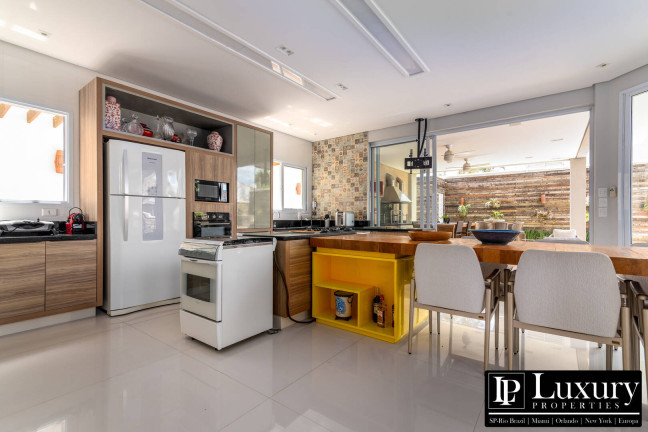 Imagem Casa com 5 Quartos à Venda,  em Enseada - Guarujá