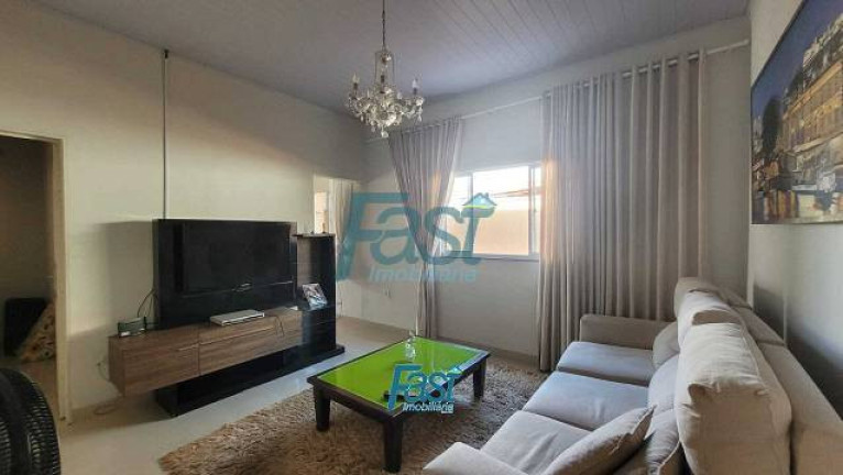 Casa com 3 Quartos à Venda, 360 m² em Cristo Rei - Várzea Grande