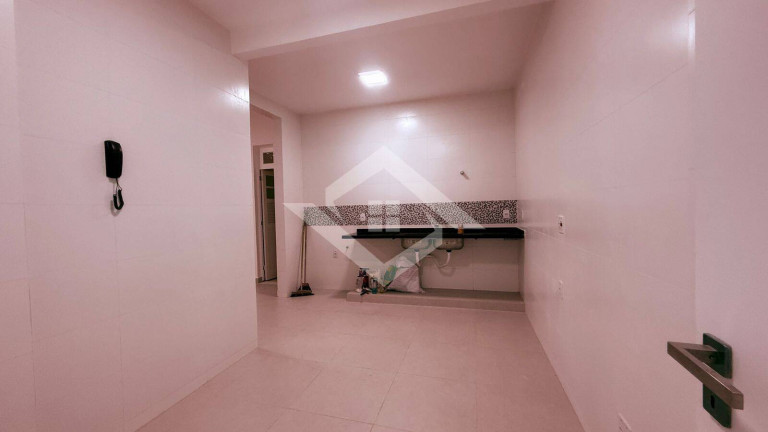 Imagem Apartamento com 4 Quartos à Venda, 200 m² em Copacabana - Rio De Janeiro Imagem Apartamento com 4 Quartos à Venda, 200 m² em Copacabana - Rio De Janeiro