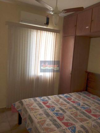 Imagem Apartamento com 3 Quartos à Venda, 78 m² em Enseada - Guarujá