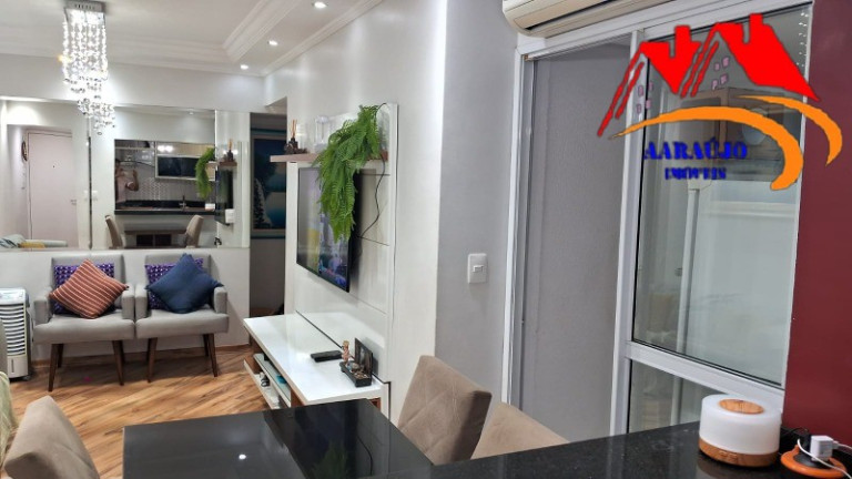 Imagem Imóvel com 3 Quartos à Venda, 74 m² em Centro - Osasco