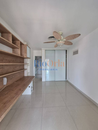 Imagem Apartamento com 4 Quartos à Venda, 286 m² em Barra Da Tijuca - Rio De Janeiro