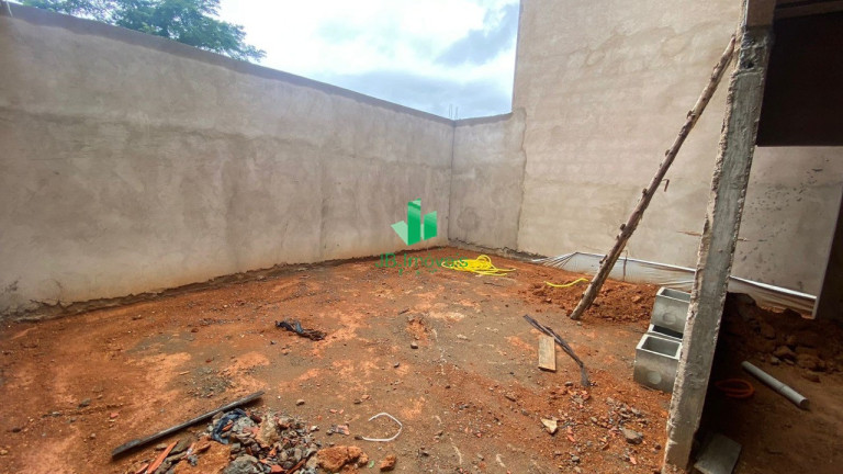 Imagem Casa com 3 Quartos à Venda, 160 m² em Ibituruna - Montes Claros