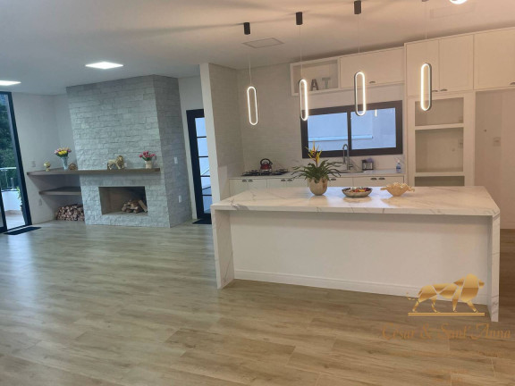 Imagem Casa com 5 Quartos à Venda, 308 m² em Campos Do Jordão