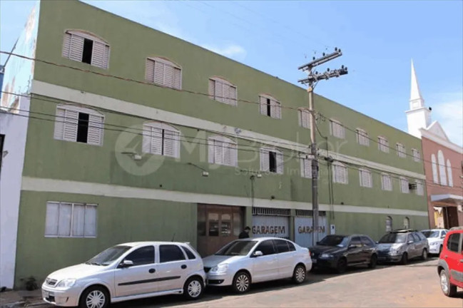 Casa com 50 Quartos à Venda, 840 m² em Setor Central - Goiânia