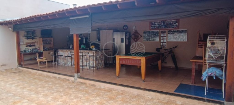 Casa com 3 Quartos à Venda, 250 m² em Jardim Santa Júlia (vila Xavier) - Araraquara