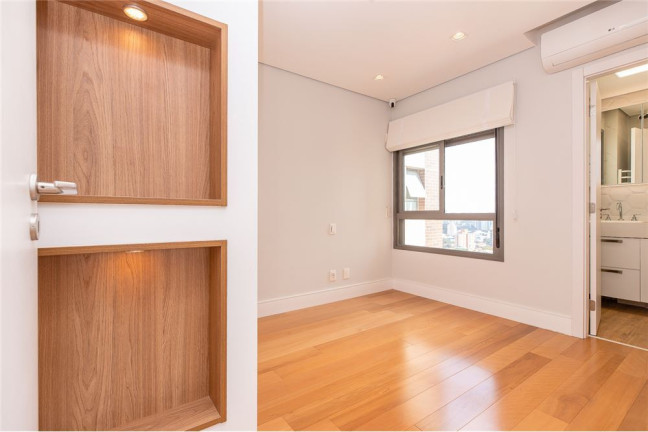 Imagem Apartamento com 3 Quartos à Venda, 131 m² em Mirandópolis - São Paulo