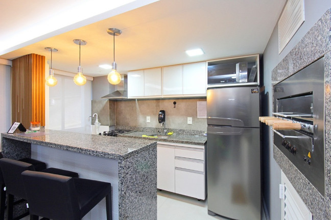 Imagem Apartamento com 2 Quartos à Venda, 65 m² em Higienópolis - Porto Alegre Imagem Apartamento com 2 Quartos à Venda, 65 m² em Higienópolis - Porto Alegre