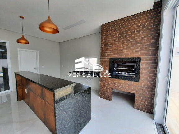 Imagem Casa com 3 Quartos à Venda, 222 m² em Aeroclube - Porto Velho