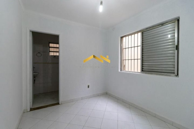 Imagem Casa com 3 Quartos à Venda, 240 m² em Vila Firmiano Pinto - São Paulo Imagem Casa com 3 Quartos à Venda, 240 m² em Vila Firmiano Pinto - São Paulo