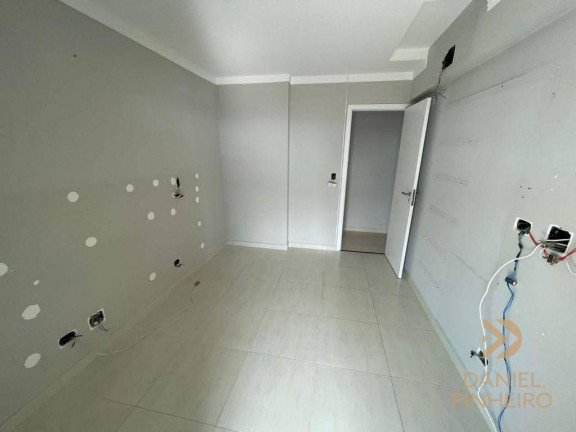 Imagem Apartamento com 3 Quartos à Venda, 126 m² em Aviação - Praia Grande Imagem Apartamento com 3 Quartos à Venda, 126 m² em Aviação - Praia Grande