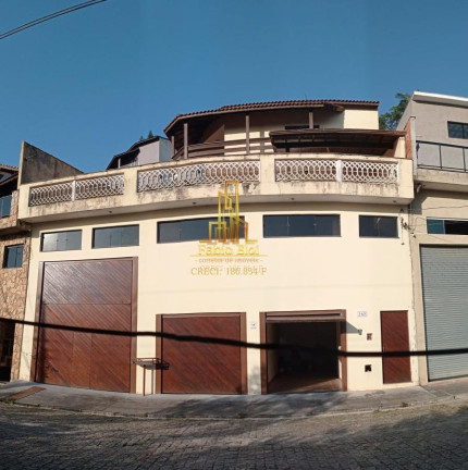 Sobrado com 3 Quartos à Venda, 379 m² em Pastoril - Ribeirão Pires
