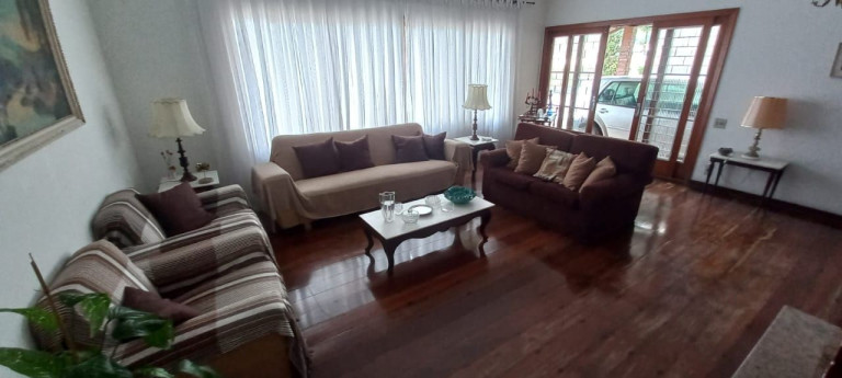Imagem Casa com 6 Quartos à Venda, 430 m² em Barra Do Imbuí - Teresópolis