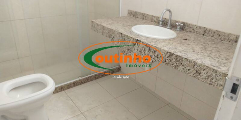 Imagem Apartamento com 4 Quartos à Venda, 125 m² em Tijuca - Rio De Janeiro Imagem Apartamento com 4 Quartos à Venda, 125 m² em Tijuca - Rio De Janeiro