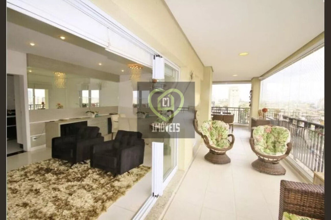 Imagem Apartamento com 3 Quartos à Venda, 223 m² em Vila Romana - São Paulo