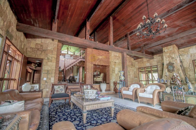Imagem Casa com 5 Quartos à Venda, 1.200 m² em Quebra Frascos - Teresópolis Imagem Casa com 5 Quartos à Venda, 1.200 m² em Quebra Frascos - Teresópolis