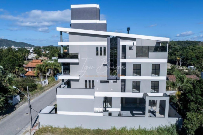 Apartamento com 2 Quartos à Venda, 79 m² em Bombinhas - Bombinhas