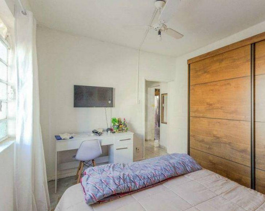 Imagem Casa com 4 Quartos à Venda, 212 m² em Santa Efigênia - Belo Horizonte Imagem Casa com 4 Quartos à Venda, 212 m² em Santa Efigênia - Belo Horizonte