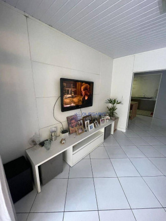 Imagem Sobrado com 2 Quartos à Venda, 396 m² em Centro - Penha Imagem Sobrado com 2 Quartos à Venda, 396 m² em Centro - Penha