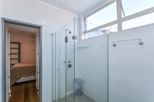 Imagem Casa com 4 Quartos à Venda, 240 m² em Jardim Caravelas - São Paulo