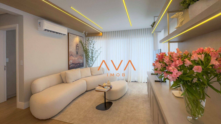 Apartamento com 2 Quartos à Venda, 85 m² em Jurerê - Florianópolis