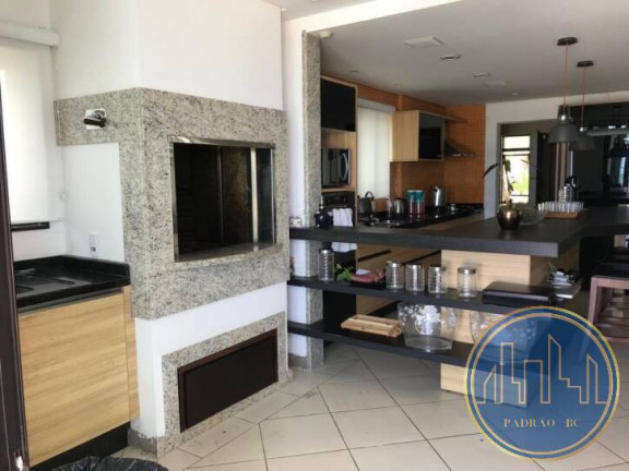 Imagem Casa com 4 Quartos para Temporada, 380 m² em Estaleiro - Balneário Camboriú Imagem Casa com 4 Quartos para Temporada, 380 m² em Estaleiro - Balneário Camboriú