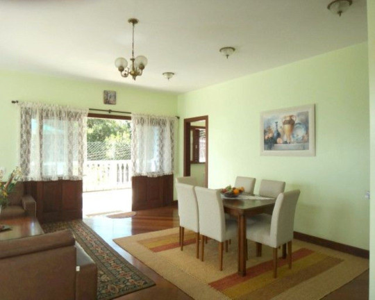 Imagem Casa com 3 Quartos à Venda, 460 m² em Golfe - Teresópolis