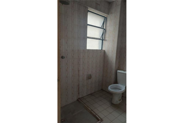 Imagem Imóvel com 1 Quarto à Venda,  em Petrópolis - Porto Alegre