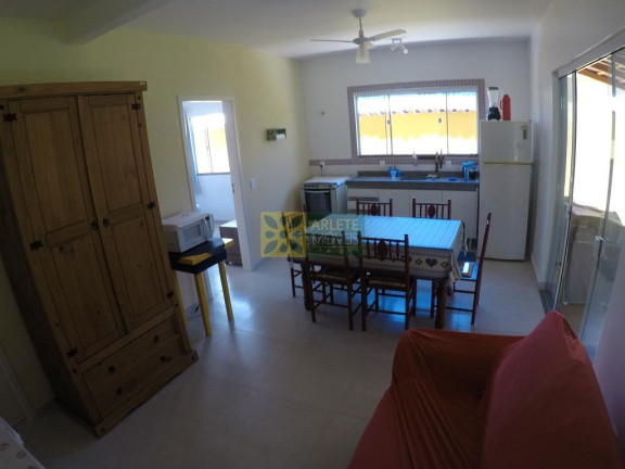 Imagem Casa com 4 Quartos à Venda, 120 m² em Centro - Porto Belo Imagem Casa com 4 Quartos à Venda, 120 m² em Centro - Porto Belo