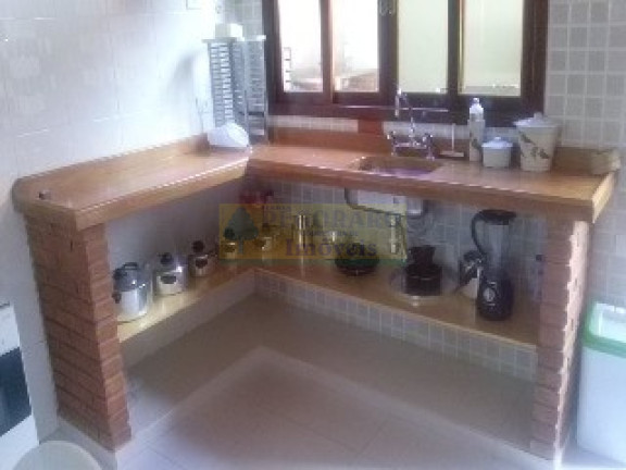 Imagem Casa com 3 Quartos à Venda, em Sumare - Caraguatatuba Imagem Casa com 3 Quartos à Venda, em Sumare - Caraguatatuba