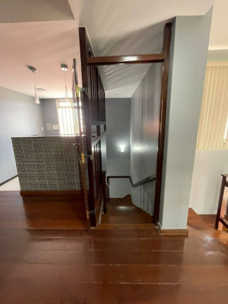 Imagem Casa com 5 Quartos à Venda, 350 m² em Atalaia - Aracaju Imagem Casa com 5 Quartos à Venda, 350 m² em Atalaia - Aracaju