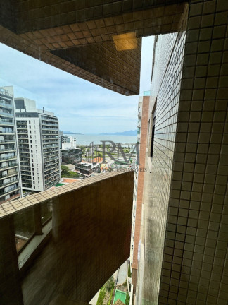 Imagem Apartamento com 3 Quartos à Venda, 9.815 m² em Centro - Florianópolis Imagem Apartamento com 3 Quartos à Venda, 9.815 m² em Centro - Florianópolis