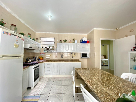 Imagem Casa com 3 Quartos à Venda, em Estreito - Florianópolis Imagem Casa com 3 Quartos à Venda, em Estreito - Florianópolis