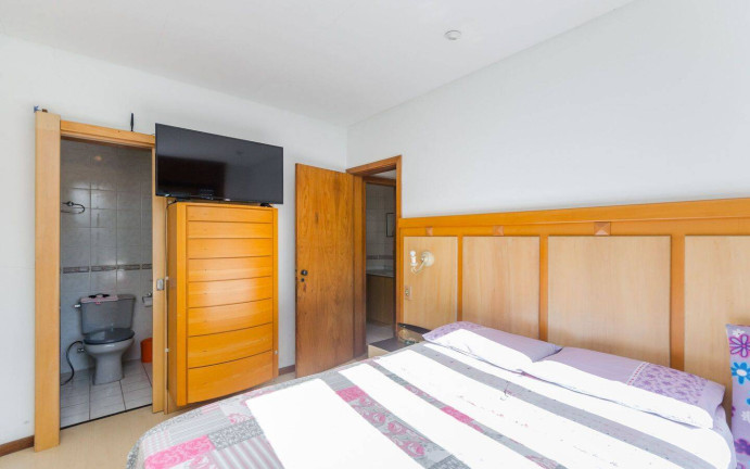 Imagem Apartamento com 2 Quartos à Venda, 129 m² em Petrópolis - Porto Alegre