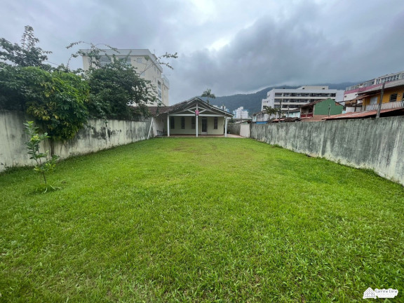 Imagem Casa com 2 Quartos à Venda, 250 m² em Perequê Açu - Ubatuba Imagem Casa com 2 Quartos à Venda, 250 m² em Perequê Açu - Ubatuba