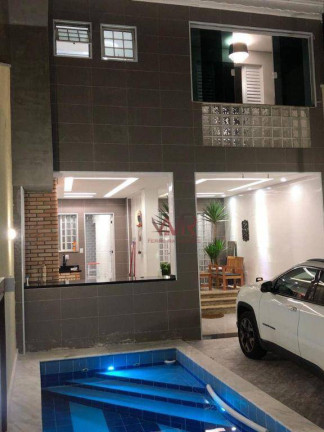 Sobrado com 3 Quartos à Venda, 150 m² em Itaquera - São Paulo