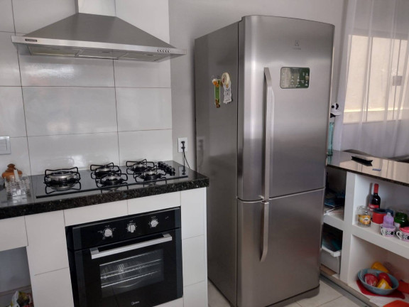 Imagem Sobrado com 3 Quartos à Venda, 252 m² em Jd. Monaco Ll - Arapongas Imagem Sobrado com 3 Quartos à Venda, 252 m² em Jd. Monaco Ll - Arapongas