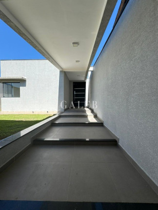 Imagem Casa com 3 Quartos à Venda, 399 m² em Vila Petrópolis - Atibaia Imagem Casa com 3 Quartos à Venda, 399 m² em Vila Petrópolis - Atibaia