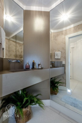 Imagem Apartamento com 3 Quartos à Venda, 184 m² em Centro - Balneário Camboriú