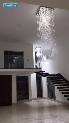 Imagem Casa com 3 Quartos à Venda, 700 m² em Bandeirantes - Caldas Novas Imagem Casa com 3 Quartos à Venda, 700 m² em Bandeirantes - Caldas Novas